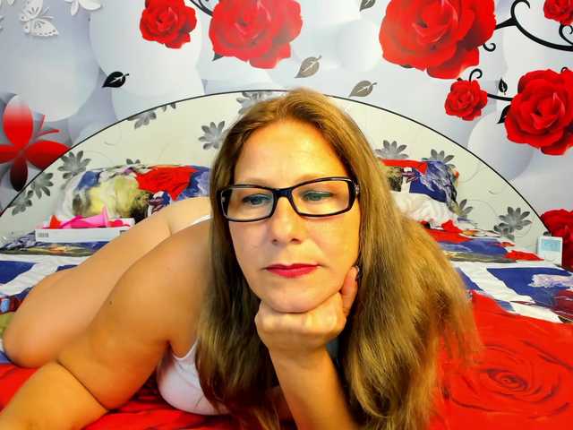 Live sex webcam photo for imola80 #274238460