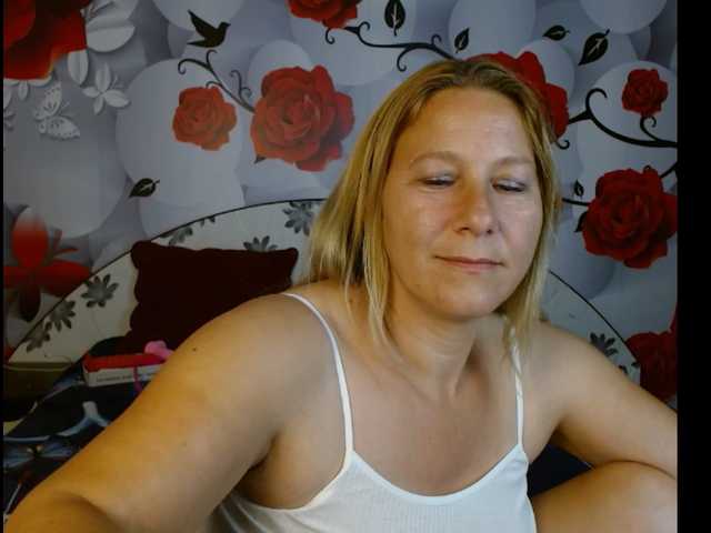 Live sex webcam photo for imola80 #276008384