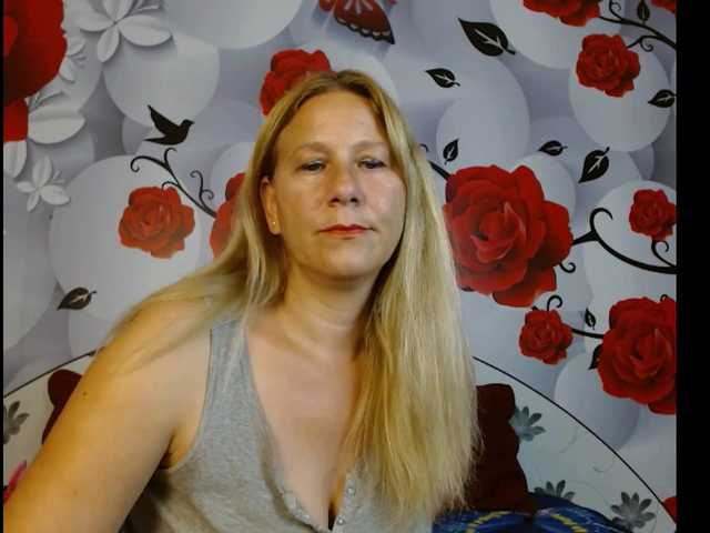 Live sex webcam photo for imola80 #276024198