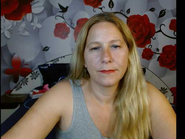 Live sex webcam photo for imola80 #276091129