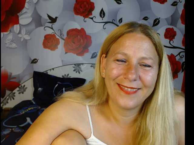 Live sex webcam photo for imola80 #276338131