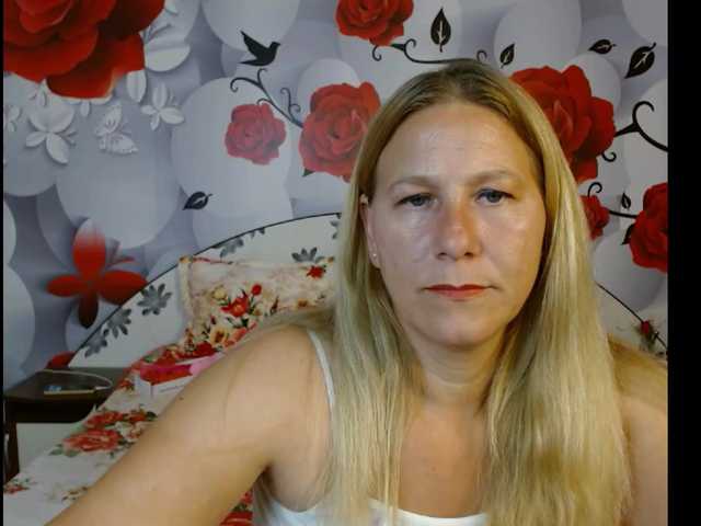 Live sex webcam photo for imola80 #276400617