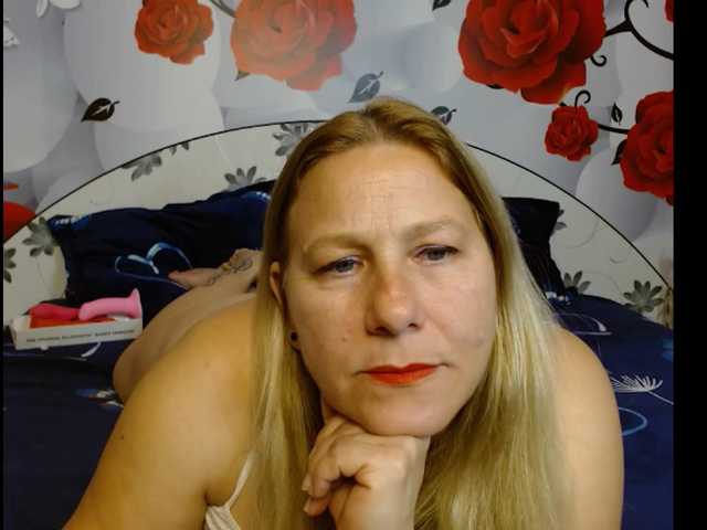 Live sex webcam photo for imola80 #276791752