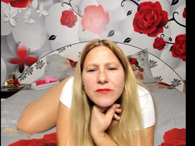 Live sex webcam photo for imola80 #276840469