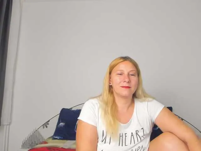 Live sex webcam photo for imola80 #290003410