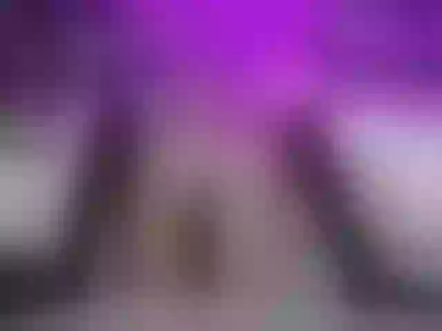 Live sex webcam photo for inCaroline #276117133