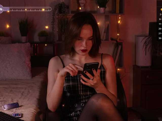 Live sex webcam photo for inCaroline #277328227