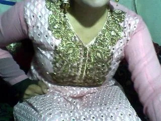 Live sex webcam photo for indiagirl50 #144121368