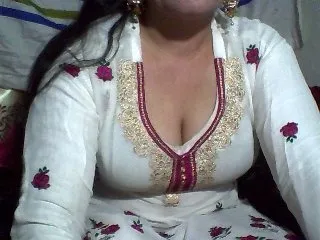 Live sex webcam photo for indiagirl50 #144137368