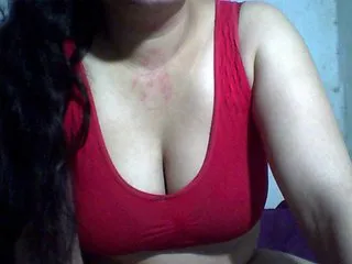 Live sex webcam photo for indiagirl50 #185250821