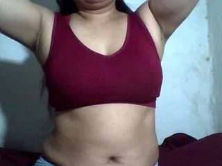 Live sex webcam photo for indiagirl50 #187981518