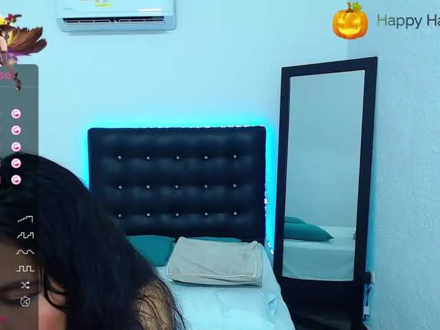 Live sex webcam photo for indian-dreams18 #276616656