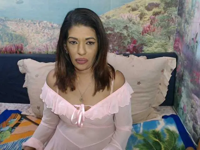 Live sex webcam photo for indianaqua #292150847