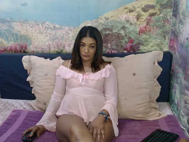 Live sex webcam photo for indianaqua #292211779