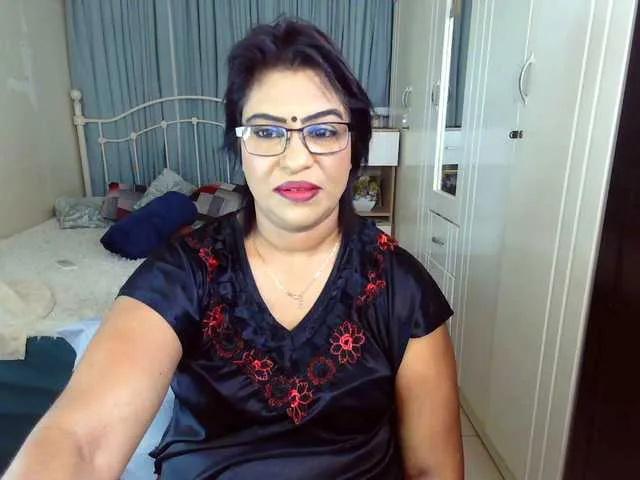 Live sex webcam photo for indiandelight001 #291649914