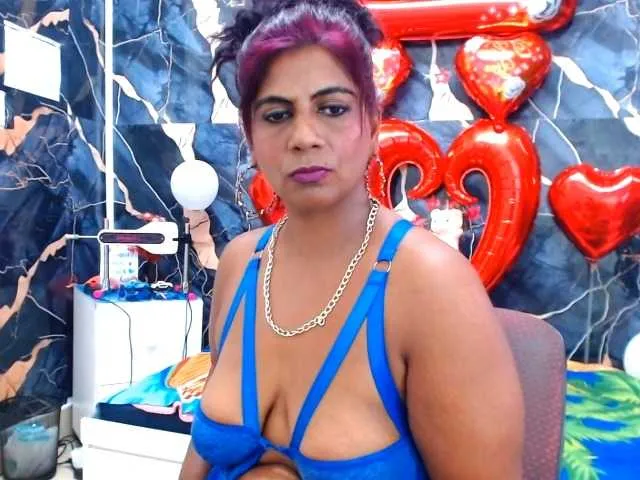 Live sex webcam photo for indianerotica69 #293019926