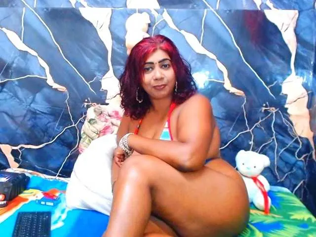 Live sex webcam photo for indianerotica69 #293496330
