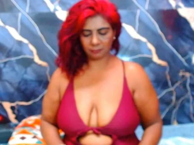Live sex webcam photo for indianerotica69 #293750726