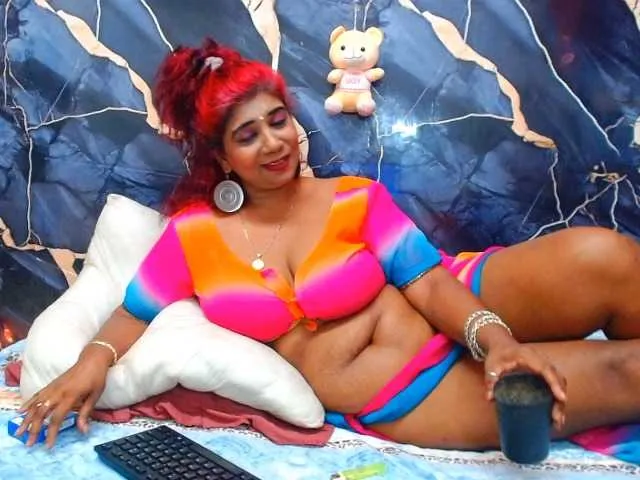 Live sex webcam photo for indianerotica69 #293828790