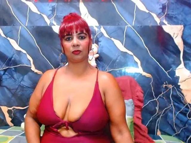 Live sex webcam photo for indianerotica69 #293901489