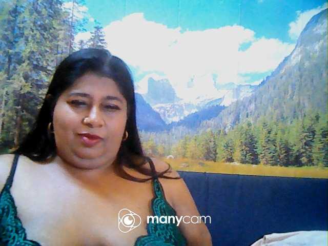 Live sex webcam photo for indianhoney #277913968