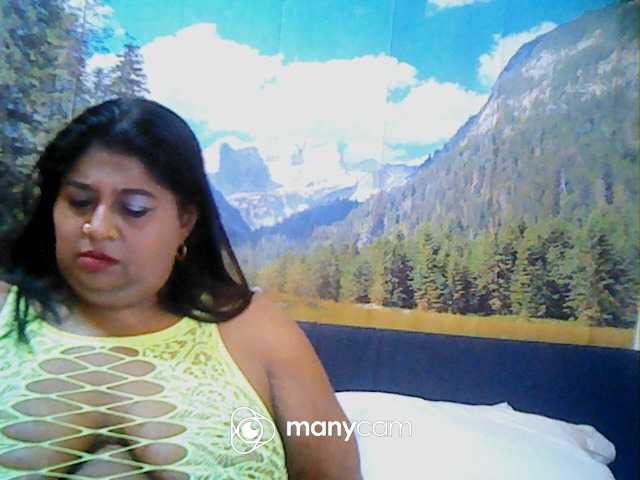 Live sex webcam photo for indianhoney #278310391