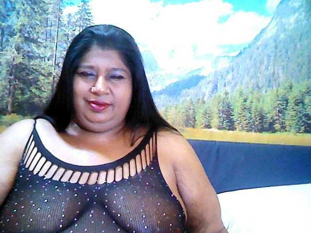 Live sex webcam photo for indianhoney #288772076