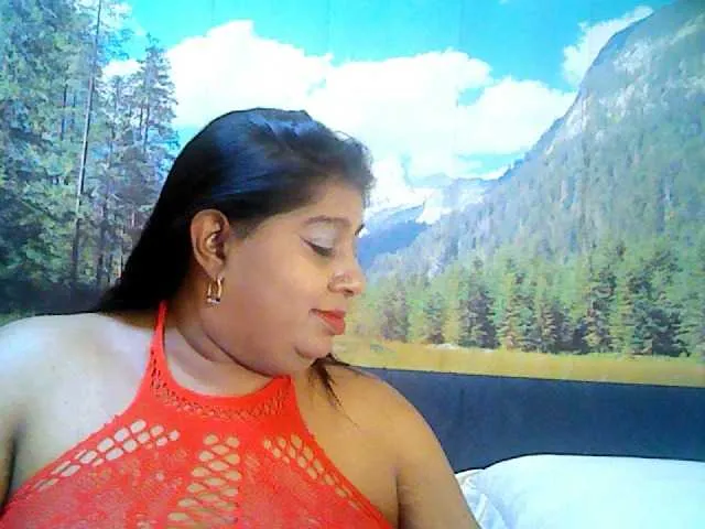 Live sex webcam photo for indianhoney #291033972