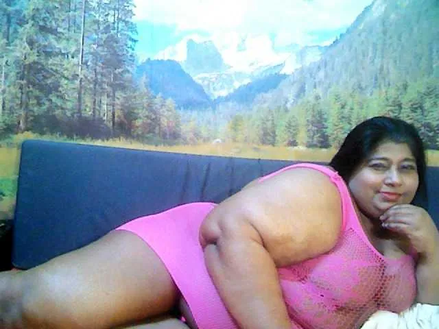 Live sex webcam photo for indianhoney #291505388