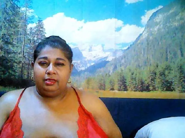 Live sex webcam photo for indianhoney #291764056
