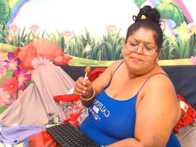 Live sex webcam photo for indianlegend69 #291785269
