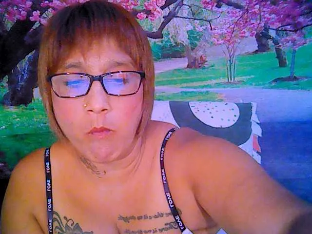 Live sex webcam photo for indianroxy #287933325