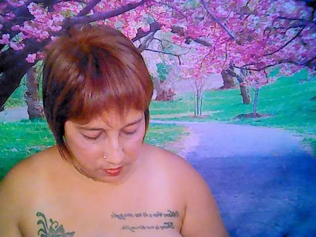 Live sex webcam photo for indianroxy #287933326