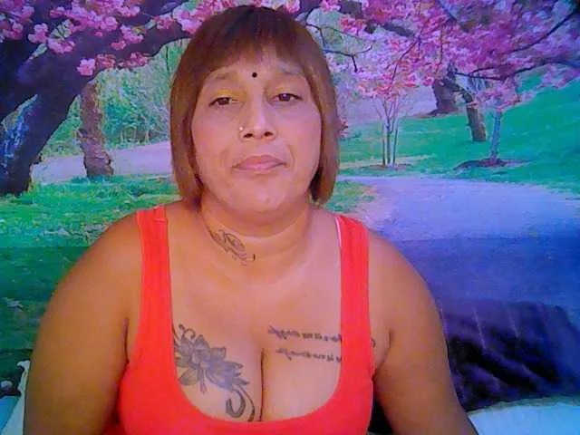 Live sex webcam photo for indianroxy #287933365