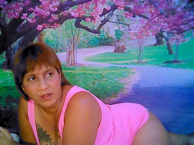 Live sex webcam photo for indianroxy #287933379