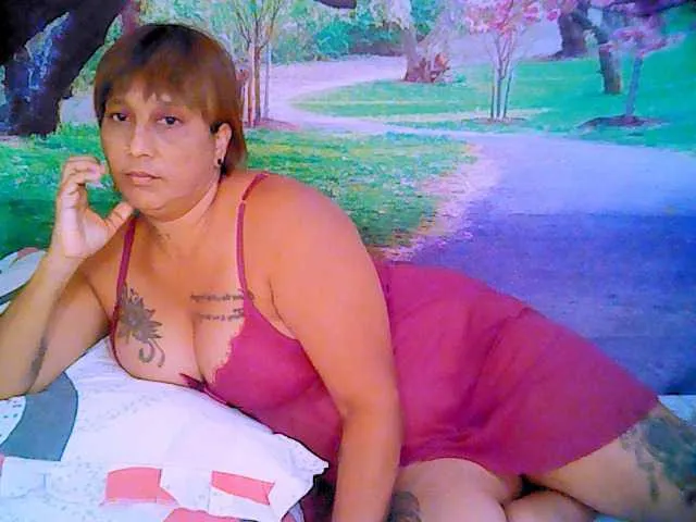 Live sex webcam photo for indianroxy #287933403