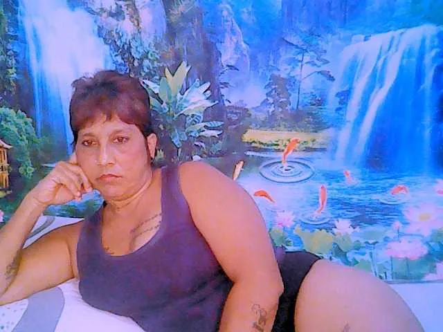 Live sex webcam photo for indianroxy #287933499
