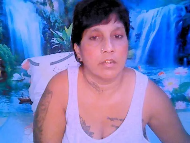 Live sex webcam photo for indianroxy #287933510