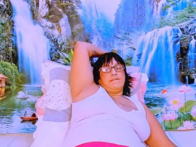 Live sex webcam photo for indianroxy #287933605