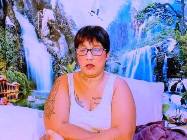Live sex webcam photo for indianroxy #288719755