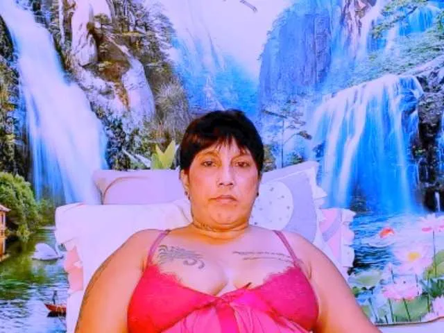 Live sex webcam photo for indianroxy #289315146