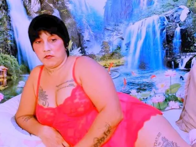 Live sex webcam photo for indianroxy #290015593