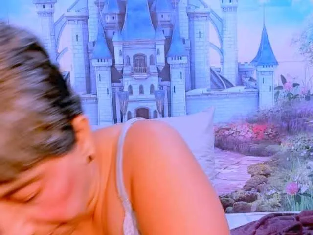 Live sex webcam photo for indianroxy #291224503
