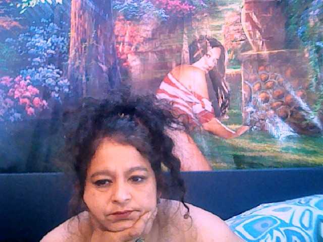 Live sex webcam photo for indianstar75 #274817898