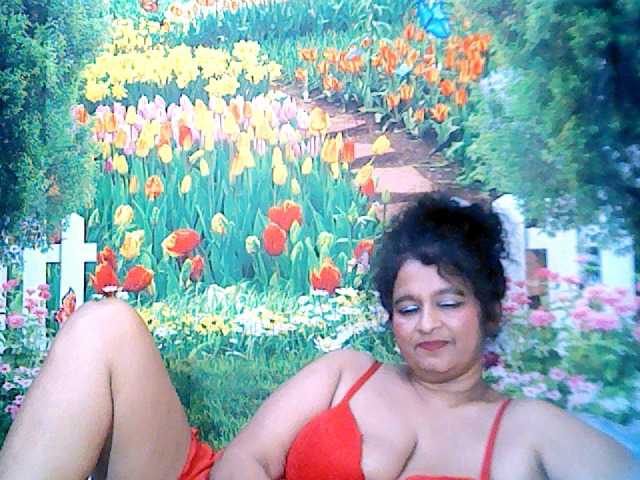 Live sex webcam photo for indianstar75 #275439388