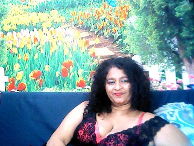 Live sex webcam photo for indianstar75 #275544959