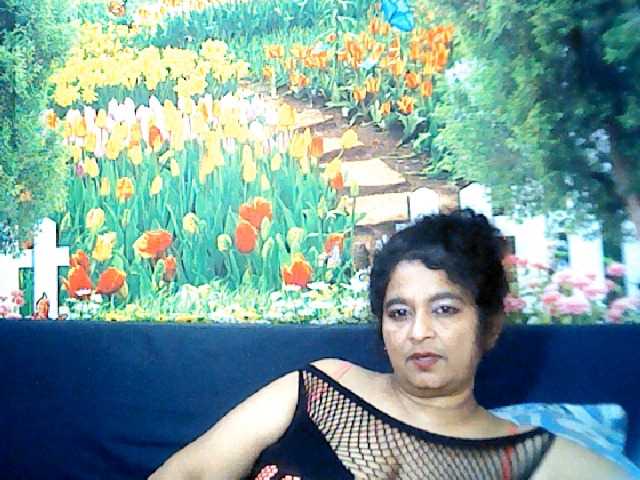 Live sex webcam photo for indianstar75 #275577610