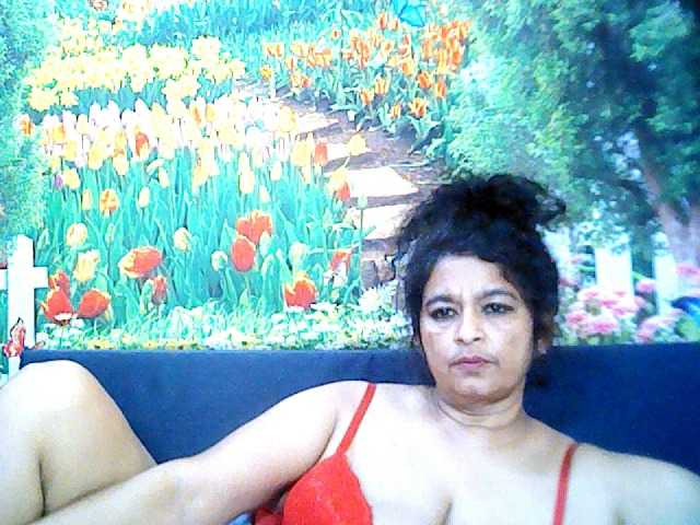 Live sex webcam photo for indianstar75 #275658485