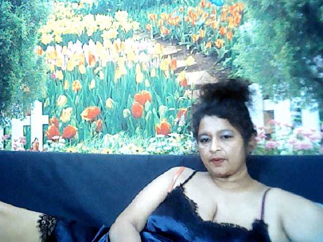 Live sex webcam photo for indianstar75 #275672348