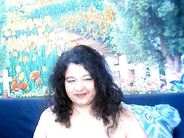 Live sex webcam photo for indianstar75 #275924517